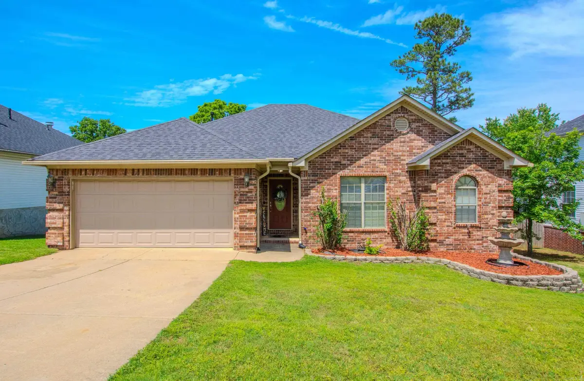 37 Emerald Drive, Maumelle, AR 72113 - #1