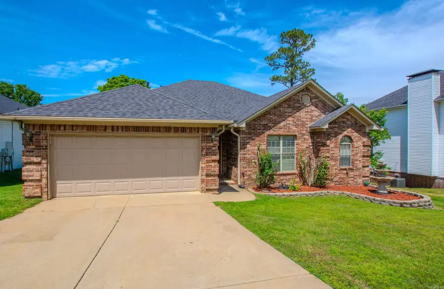 37 Emerald Drive, Maumelle, AR 72113 - #2