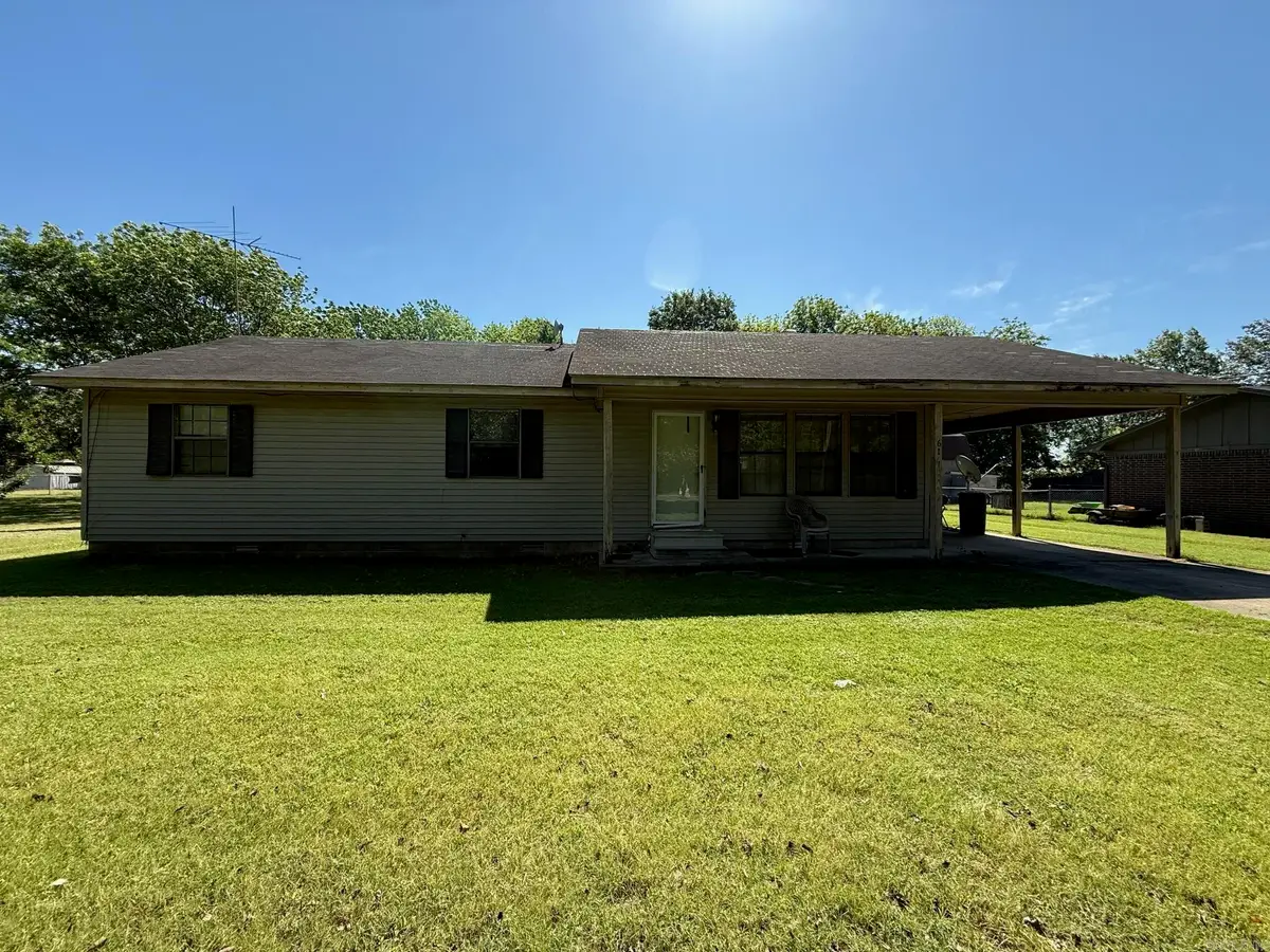 611 S Hazen Avenue, Hazen, AR 72064 - #1