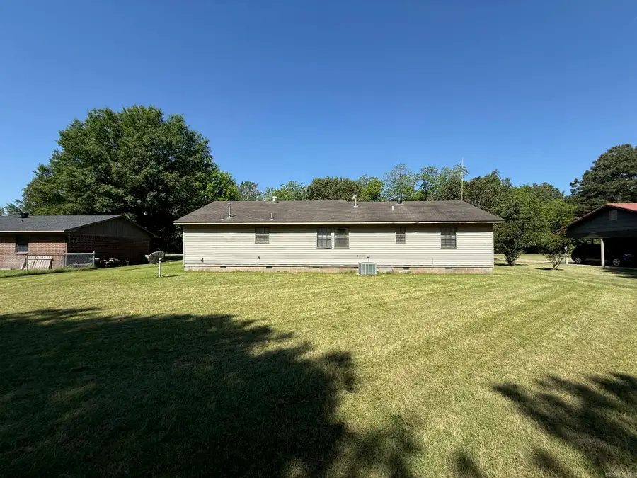 611 S Hazen Avenue, Hazen, AR 72064 - #3