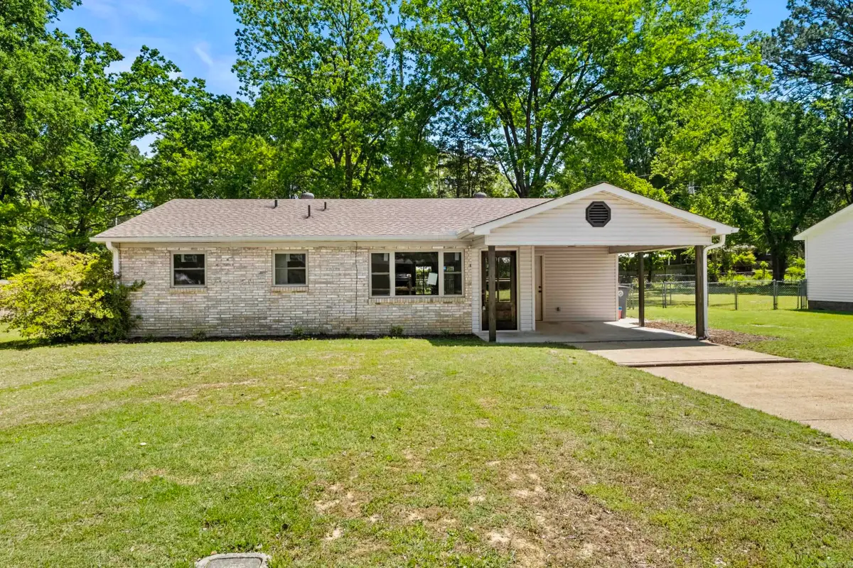 1002 N Holly, Searcy, AR 72143 - #1