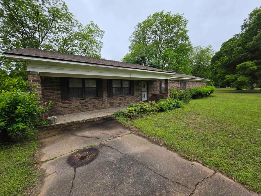911 Harvey Street, Swifton, AR 72471 - #2