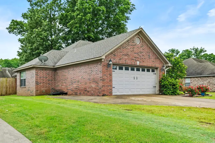11 Butterfly Drive, Sherwood, AR 72120 - #3