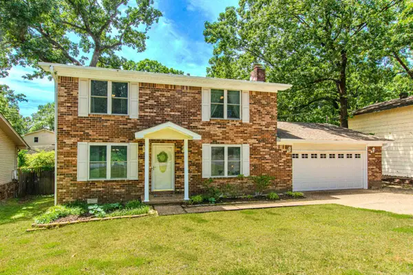 6421 Rolling Hills Dr, North Little Rock, AR 72118