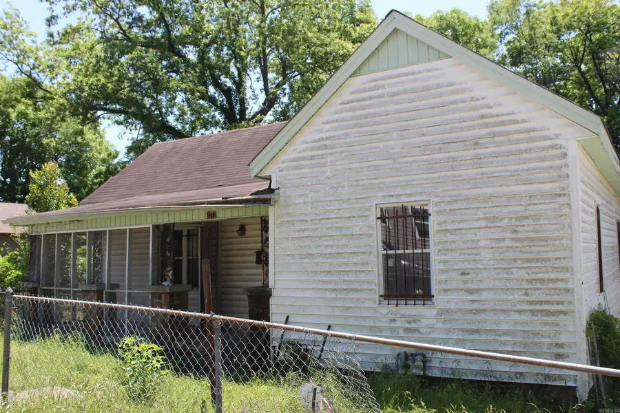 911 W Short 32nd Street, Little Rock, AR 72206 - #2