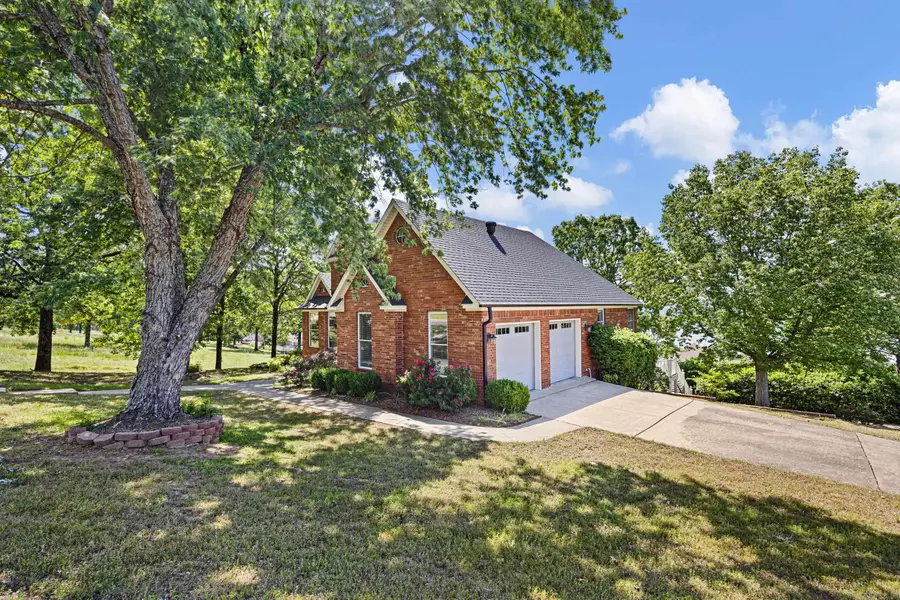 8 E Ridgeline Drive, Russellville, AR 72802 - #3