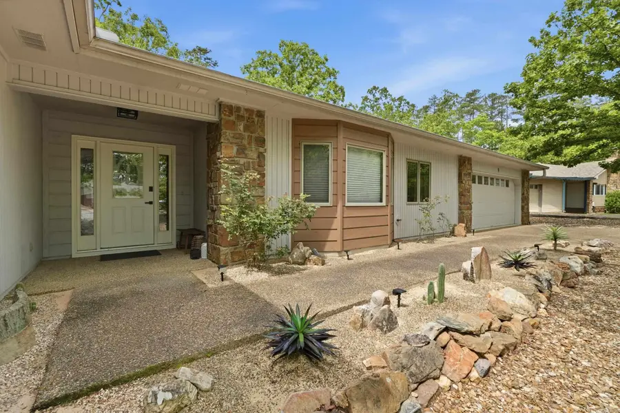 9 Huesca Lane, Hot Springs Village, AR 71909 - #2