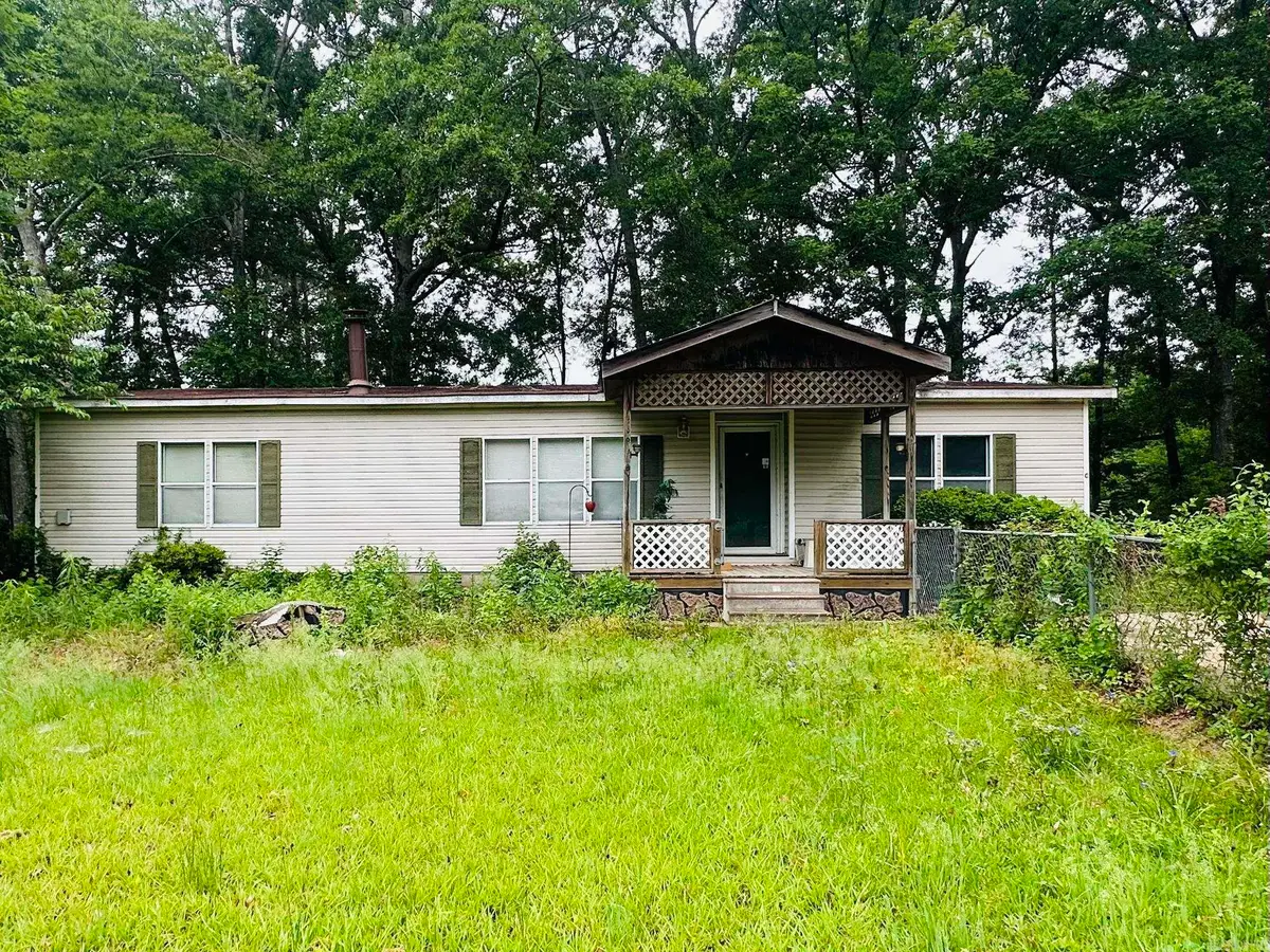1429 Mimosa St, Crossett, AR 71635 - #1