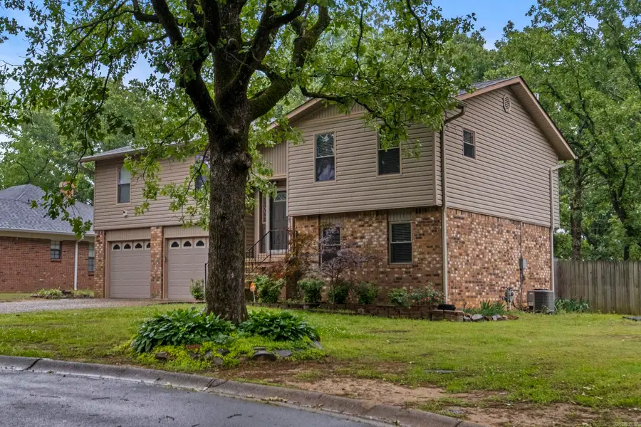 2 Ridgewell Ct, Sherwood, AR 72120 - #3