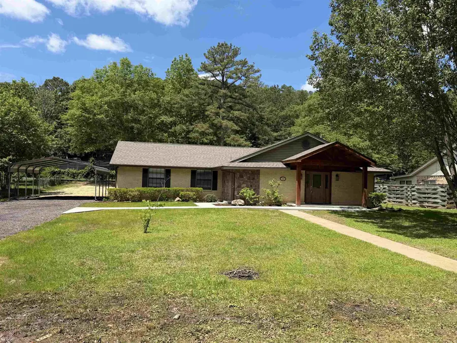 210 Gary Drive, Mena, AR 71953 - #2