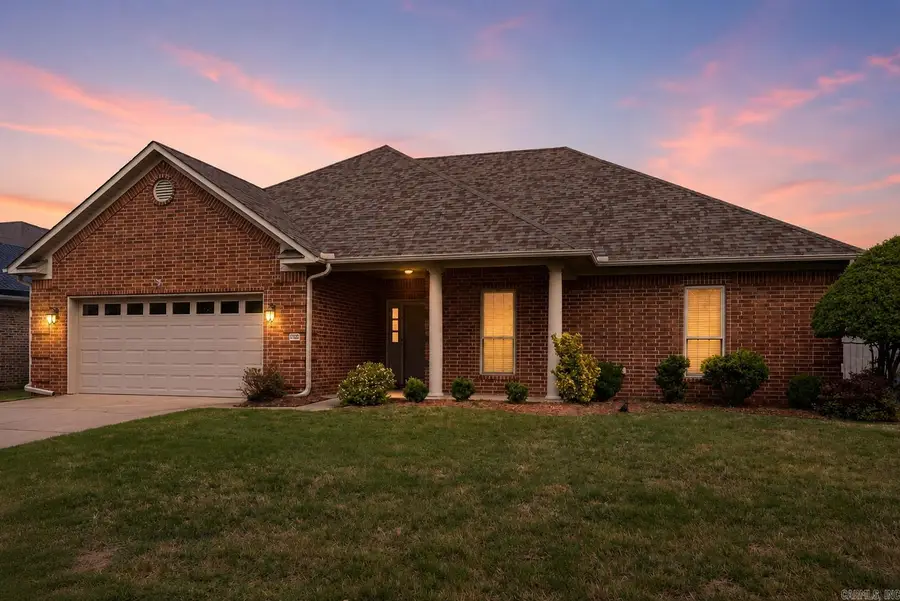 1320 Crosspoint, Conway, AR 72034 - #2