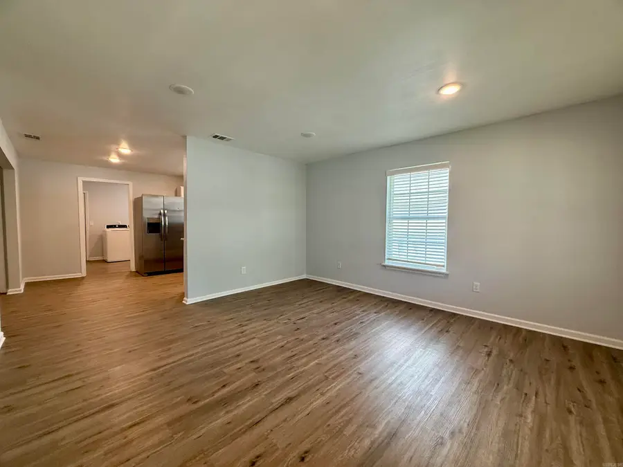 708 W Ashley St, Benton, AR 72015 - #3
