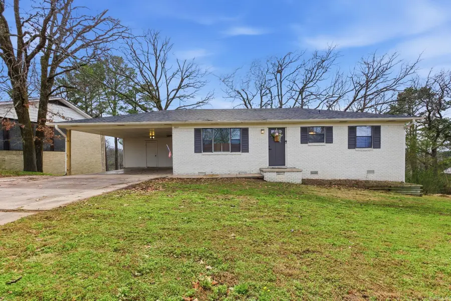 5817 Alta Vista Dr, North Little Rock, AR 72118 - #2
