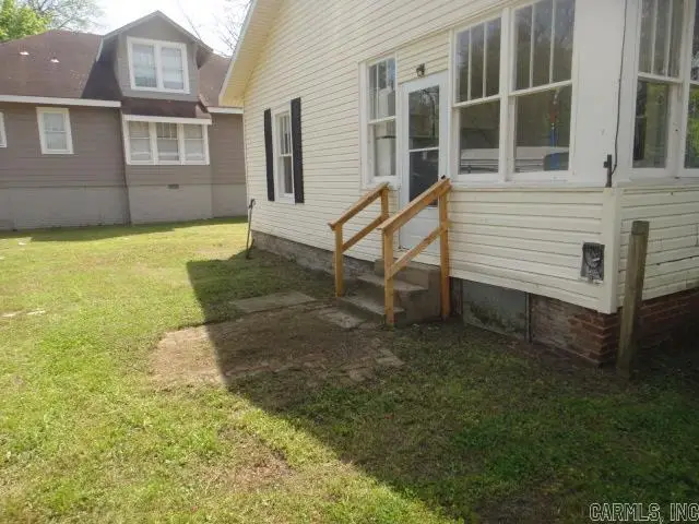 418 Newport Avenue, Newport, AR 72112 - #3
