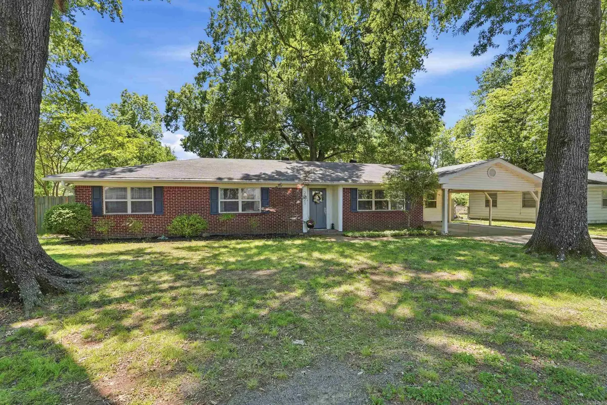 2021 Arkansas Avenue, Conway, AR 72034 - #1