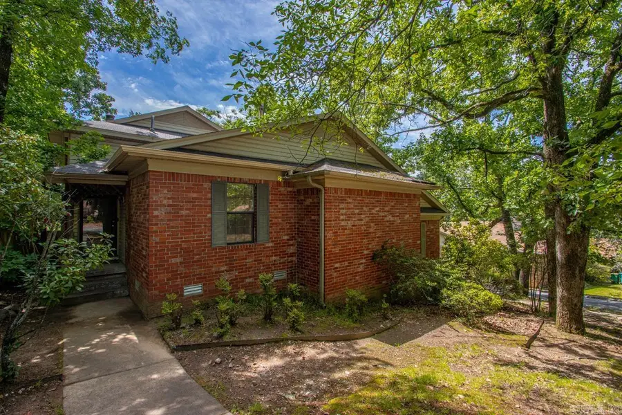 21 Woodlore Circle, Little Rock, AR 72211 - #2
