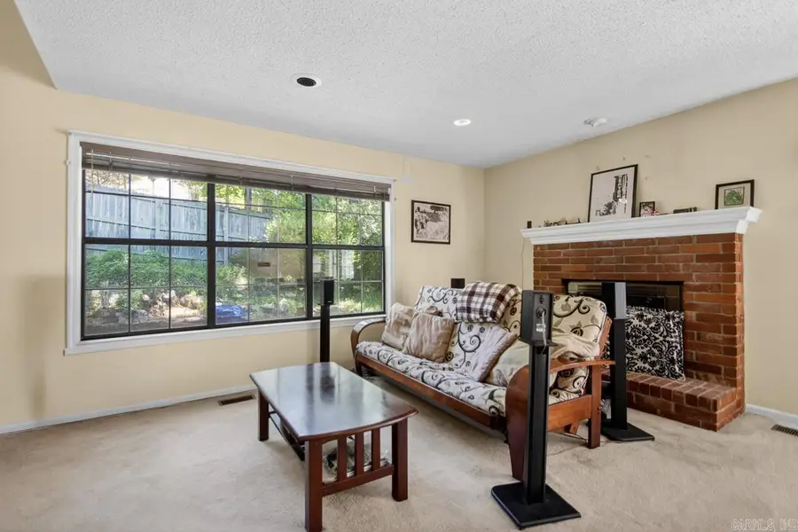 21 Woodlore Circle, Little Rock, AR 72211 - #3