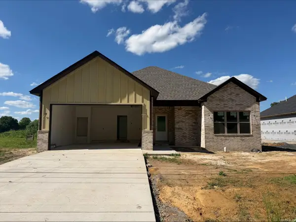 203 E Flordia Street, Beebe, AR 72012