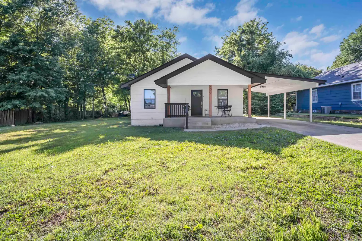 409 N St. Jacob Street, Morrilton, AR 72110 - #1