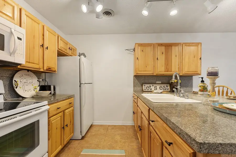 135 Hillview Drive #18, Fairfield Bay, AR 72088 - #3