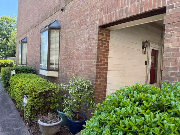 Address Withheld By Seller, Little Rock, AR 72205