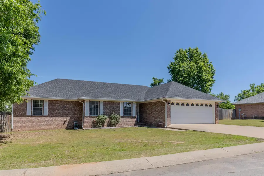 405 Parkway Avenue, Morrilton, AR 72110 - #2