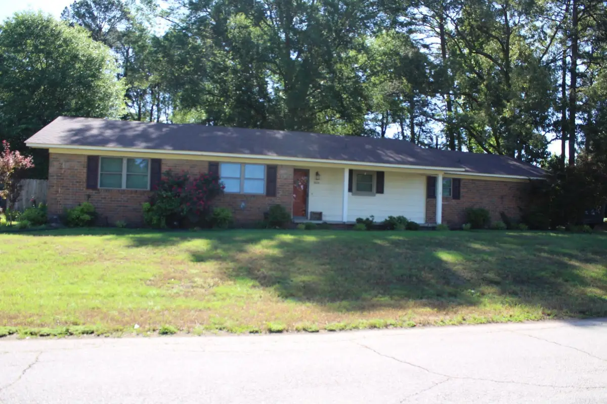 804 N 14th Street, Nashville, AR 71852 - #1