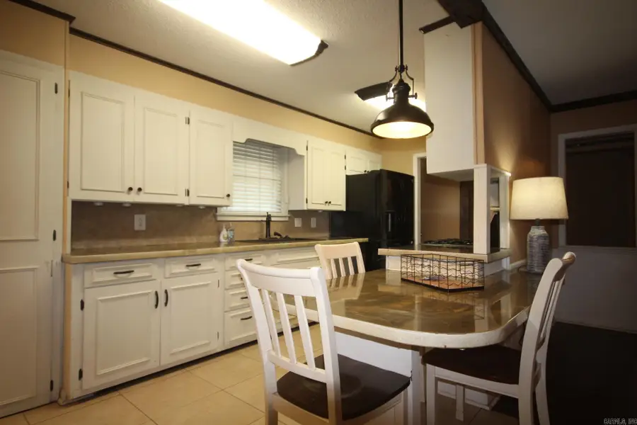 804 N 14th Street, Nashville, AR 71852 - #2