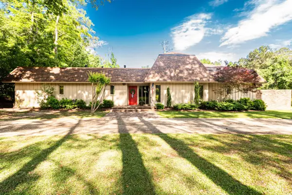 166 Glenridge Pkwy, El Dorado, AR 71730