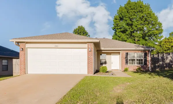 2985 Wildwood Dr, Benton, AR 72015