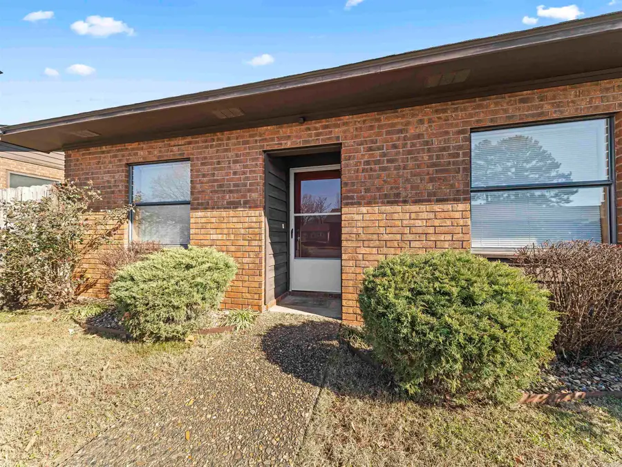 301 Hammond #E-4, Hot Springs, AR 71913 - #2