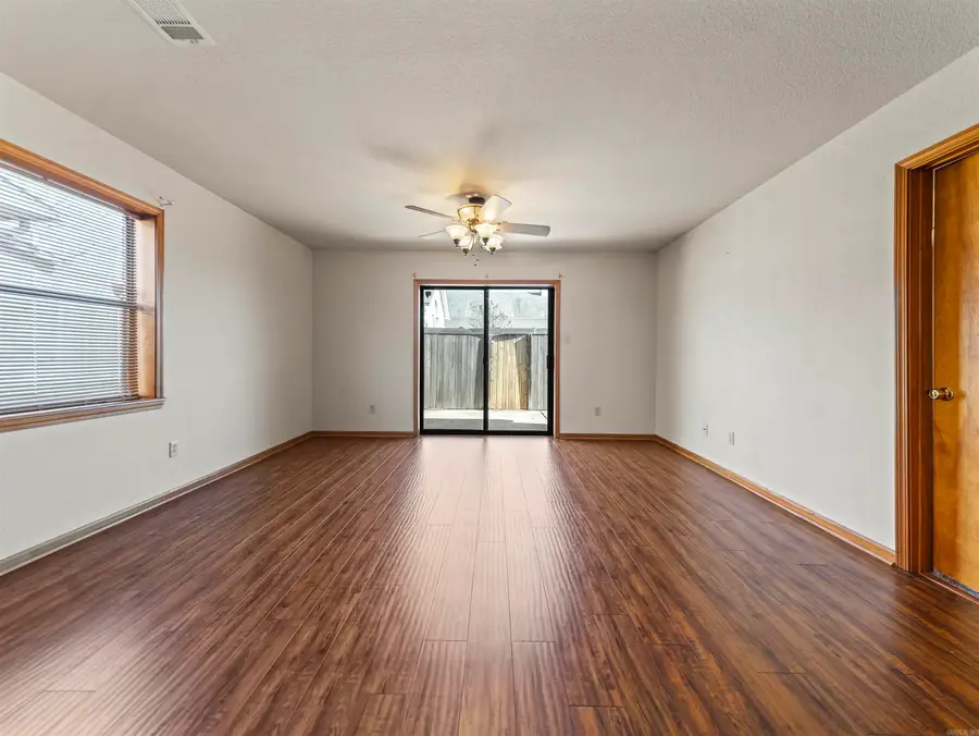 301 Hammond #E-4, Hot Springs, AR 71913 - #3