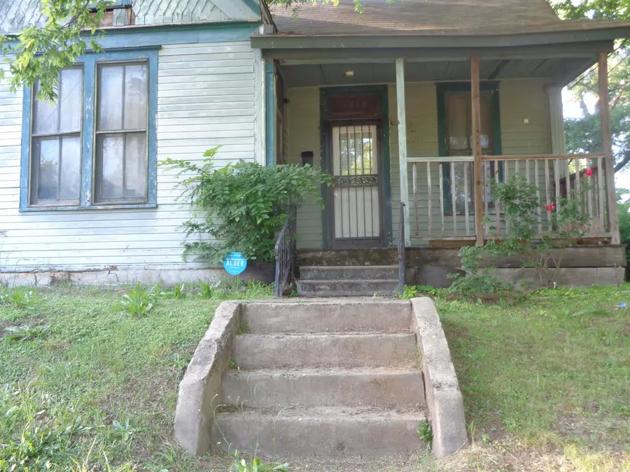 1018 E 10th Street, Little Rock, AR 72204 - #2