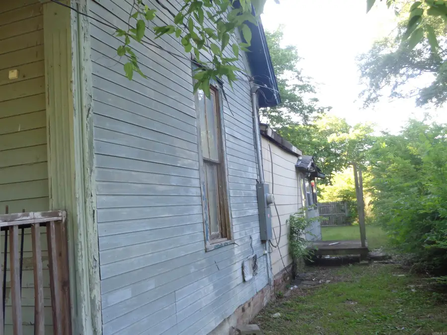 1018 E 10th Street, Little Rock, AR 72204 - #3