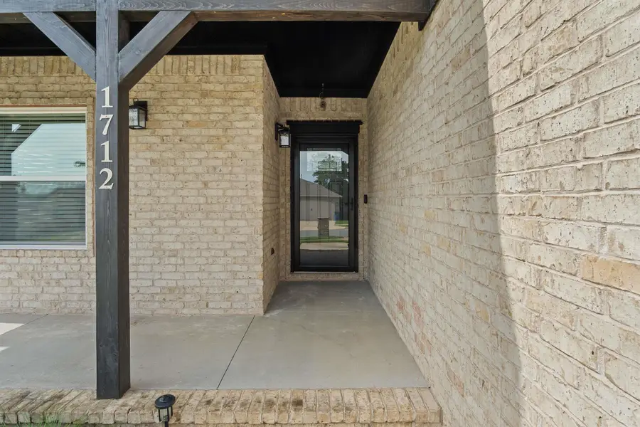 1712 Whitehaven Drive, North Little Rock, AR 72120 - #2