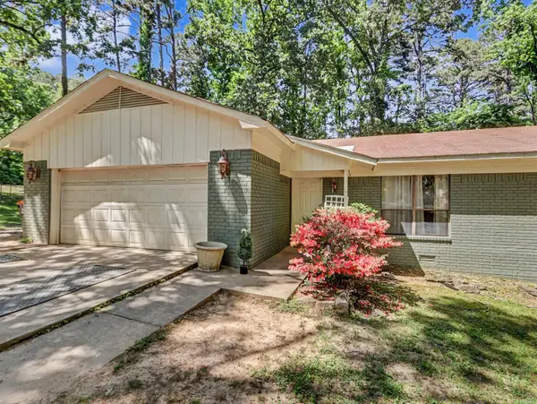 803 Ridgewood Drive, Russellville, AR 72801