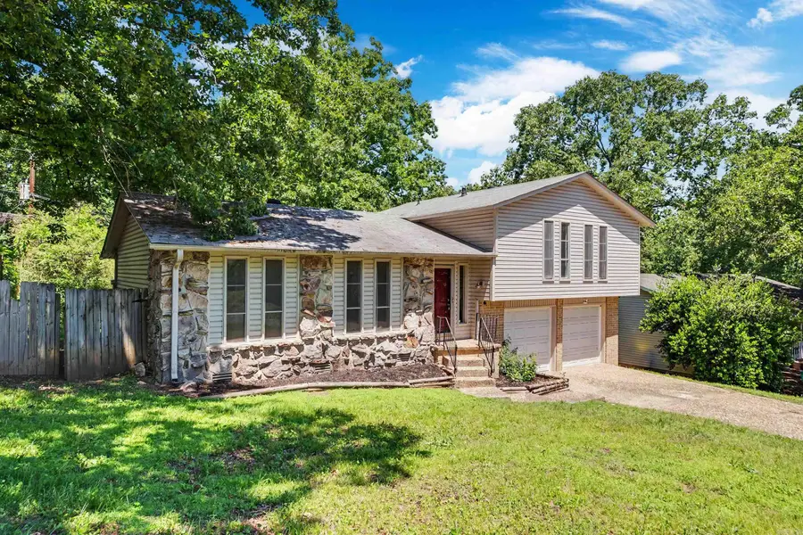19 Donnell Dr., Sherwood, AR 72120 - #2
