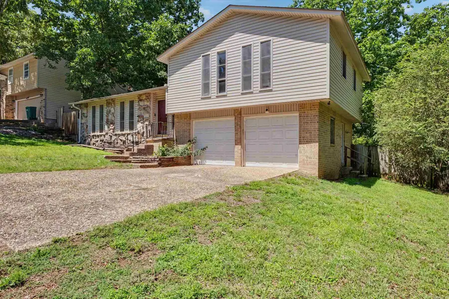 19 Donnell Dr., Sherwood, AR 72120 - #3