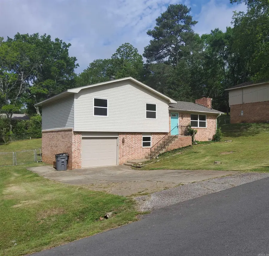 204 Gladstone Street, Hot Springs, AR 71913 - #2