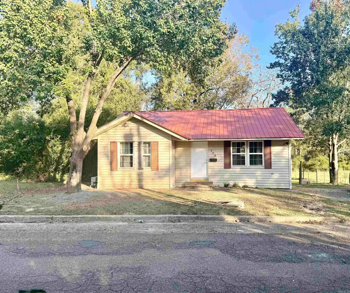 705 N 9th St Street, Gurdon, AR 71743 - #1
