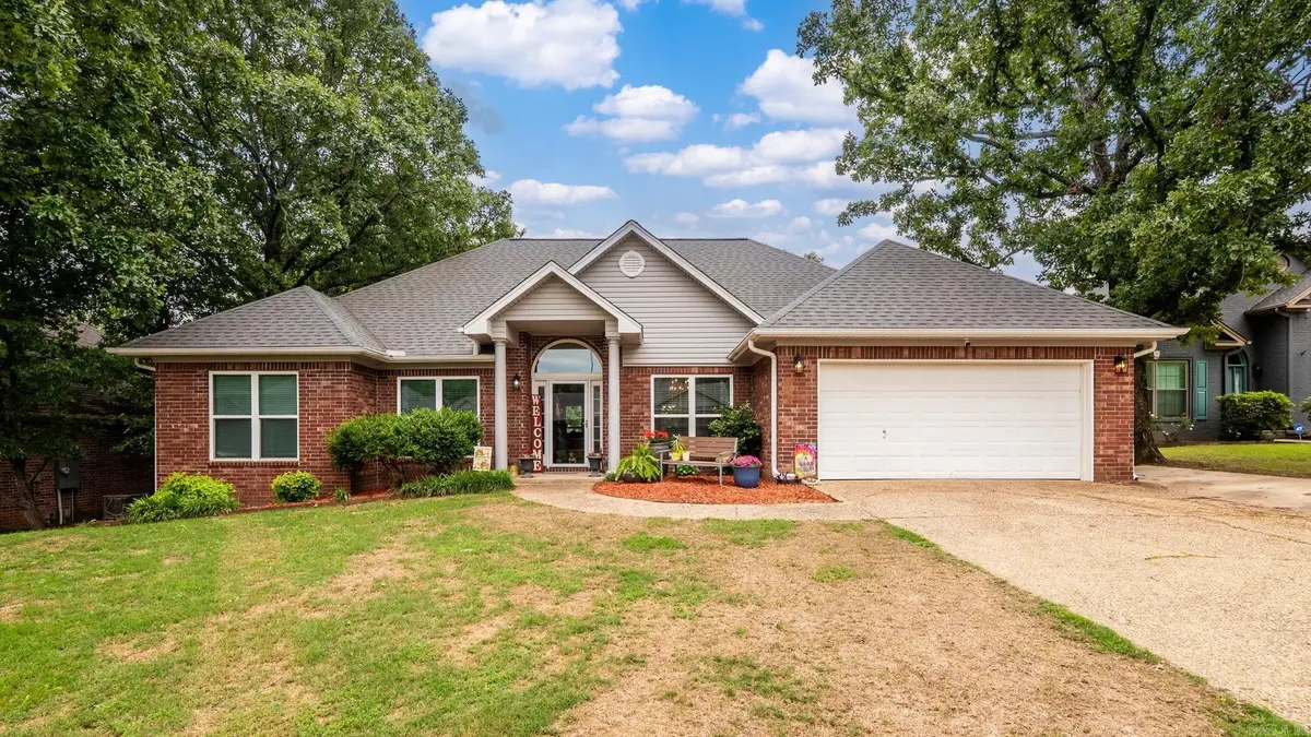 27 Winona Drive, Maumelle, AR 72113 - #1