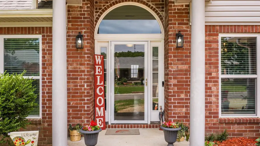 27 Winona Drive, Maumelle, AR 72113 - #3