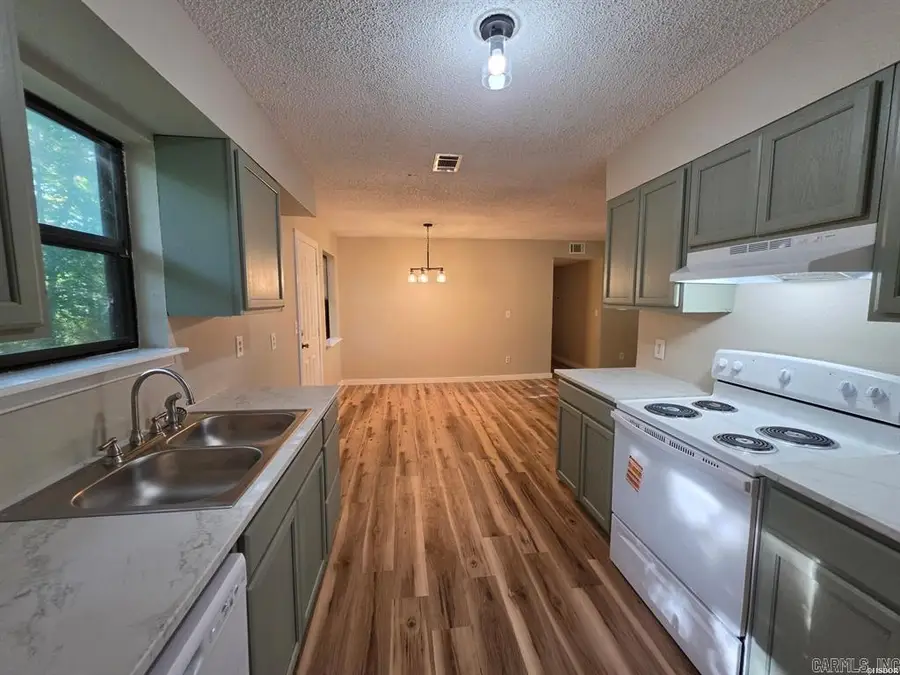 156 Honeysuckle Circle, Hot Springs, AR 71913 - #3