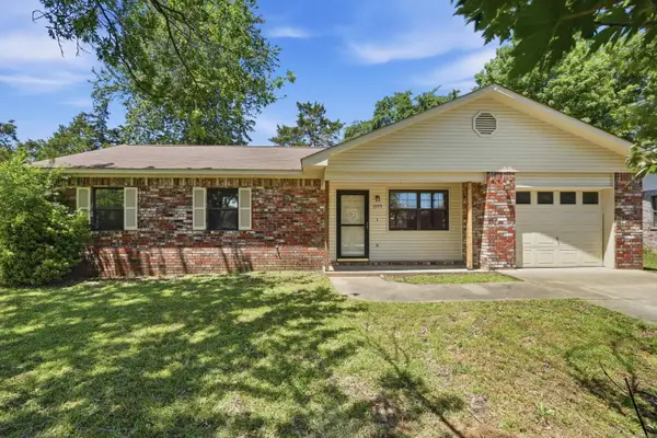 1309 N Oswego Avenue, Russellville, AR 72801