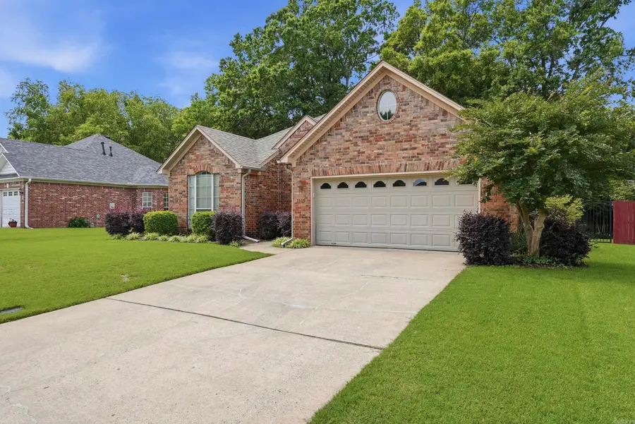 1115 Westfield Dr, Conway, AR 72034 - #2