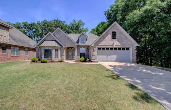 15 Michele Court, Maumelle, AR 72113