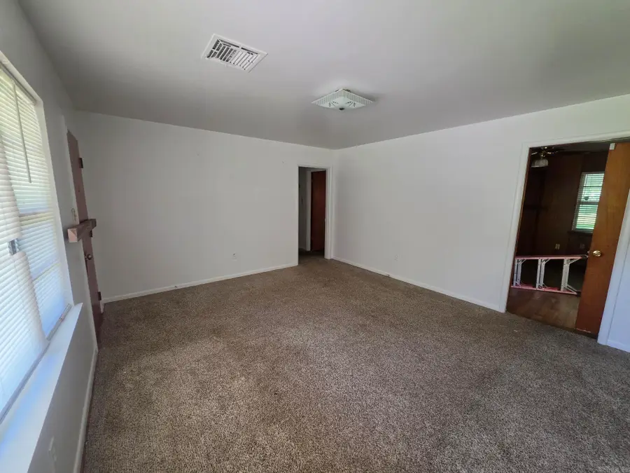 207 Kay Street, North Little Rock, AR 72117 - #2