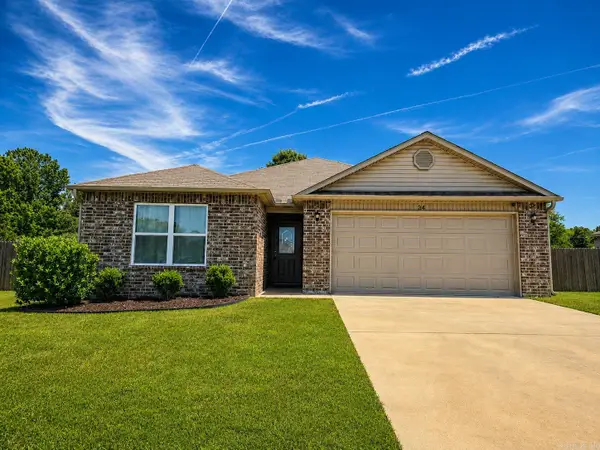 34 Bobby Circle, Cabot, AR 72023