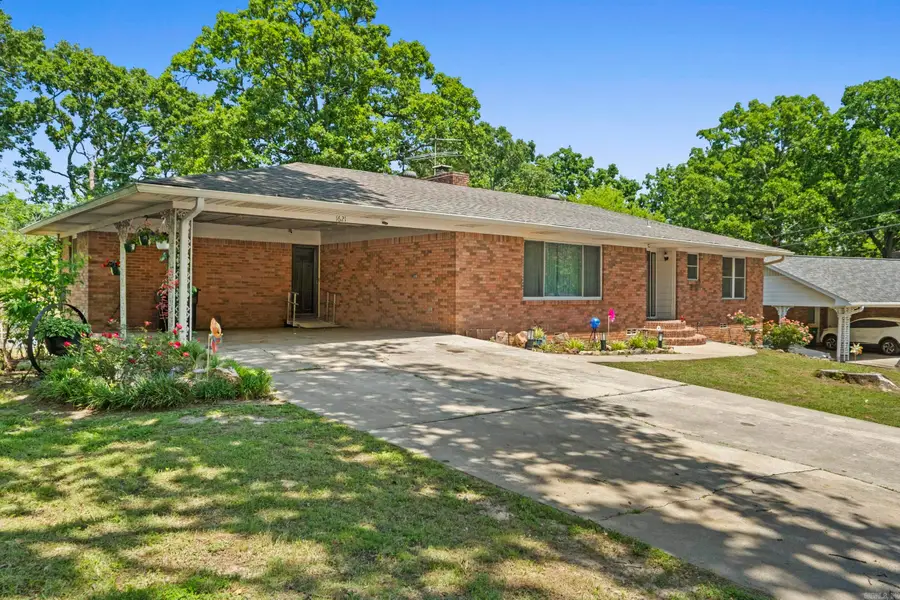 1621 Crestwood Road, North Little Rock, AR 72116 - #2