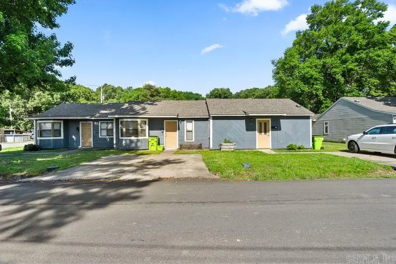 902-906 Dismukes Avenue, Lonoke, AR 72086 - #1